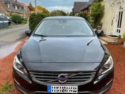 Schwarz Gebraucht 2014 Volvo V60 Business Edition Kombi | 12.500 € (Fairer Preis)