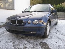 Blau Gebraucht 2004 BMW 318 Lifestyle Limousine | 1.950 € (Superpreis)