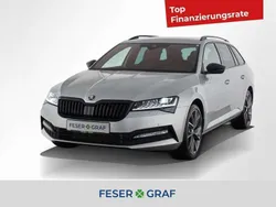 Brillant silber Gebraucht 2024 Skoda Superb SportLine Kombi | 39.689 € (Superpreis)