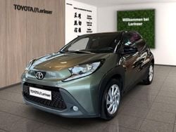 Grün Gebraucht 2022 Toyota Aygo Pulse Kleinwagen | 16.990 € (Fairer Preis)