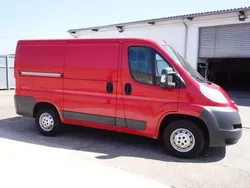 Rot Gebraucht 2011 Peugeot Boxer Van | 4.000 € (Superpreis)