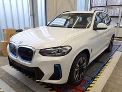 Weiß Gebraucht 2023 BMW iX3 M Sport SUV | 41.900 € (Superpreis)