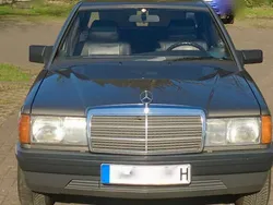 Grau Gebraucht 1987 Mercedes 190 Limousine | 6.900 €