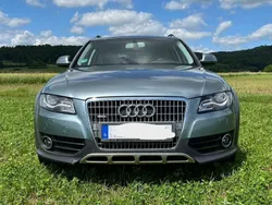 Grau Gebraucht 2010 Audi A4 Allroad Kombi | 10.800 € (Fairer Preis)