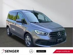 Grau Gebraucht 2023 Mercedes T180 Style Van / Kleinbus | 24.950 € (Guter Preis)