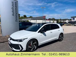 Weiß Gebraucht 2024 VW Golf VIII Business Limousine | 37.400 € (Guter Preis)