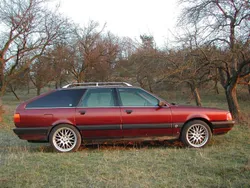Andere außenfarben Gebraucht 1990 Audi 100 Sport Kombi | 9.900 €
