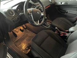 Grau Gebraucht 2016 Ford Fiesta ST-Line Kleinwagen | 7.500 € (Fairer Preis)