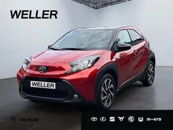Rot Neu 2025 Toyota Aygo Kleinwagen | 19.490 €