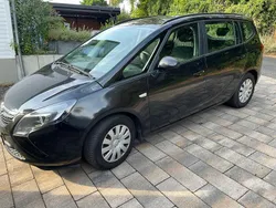 Schwarz Gebraucht 2015 Opel Zafira Tourer Selection Van / Kleinbus | 4.500 € (Fairer Preis)
