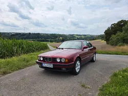 Rot Gebraucht 1992 BMW 525 Limousine | 6.800 €