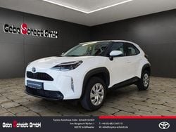 Weiß Gebraucht 2021 Toyota Yaris Hybrid Business Edition Limousine | 21.480 € (Etwas zu teuer)