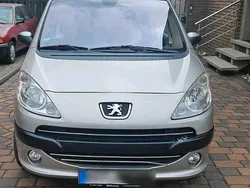 Silber Gebraucht 2006 Peugeot 1007 Kleinwagen | 3.100 € (Fairer Preis)
