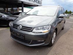 Grau Gebraucht 2017 VW Sharan Comfortline Van / Kleinbus | 14.099 € (Fairer Preis)
