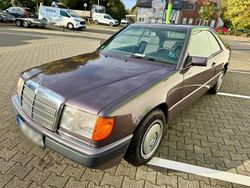 Violet Gebraucht 1992 Mercedes E300 Coupé | 12.500 €