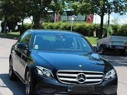 Schwarz Gebraucht 2016 Mercedes E220 Avantgarde Limousine | 18.499 € (Etwas zu teuer)