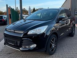 Schwarz Gebraucht 2015 Ford Kuga SYNC Edition SUV | 9.300 € (Fairer Preis)