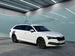 Weiß Gebraucht 2024 Skoda Superb Style Kombi | 52.290 €