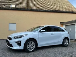 Weiß Gebraucht 2020 Kia Ceed 2 Limousine | 15.900 € (Guter Preis)