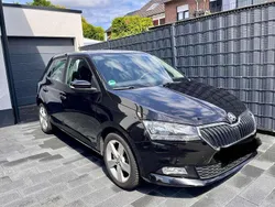 Schwarz Gebraucht 2019 Skoda Fabia Cool Plus Kleinwagen | 9.500 € (Fairer Preis)