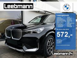 Saphirschwarz metallic Neu 2025 BMW iX1 xLine SUV | 48.699 € (Guter Preis)