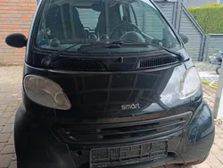 Schwarz Gebraucht 2002 Smart ForTwo Coupé Kleinwagen | 560 €