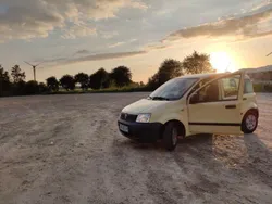 Gelb Gebraucht 2010 Fiat Panda S Kleinwagen | 2.280 € (Fairer Preis)