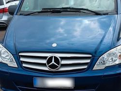Blau Gebraucht 2011 Mercedes Vito Van / Kleinbus | 12.500 €