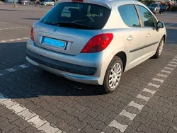 Silber Gebraucht 2007 Peugeot 207 Filou Limousine | 1.400 € (Guter Preis)