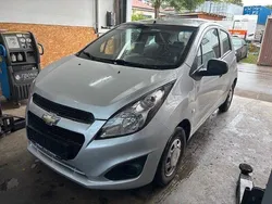 Silber Gebraucht 2013 Chevrolet Spark LS Kleinwagen | 2.500 € (Fairer Preis)