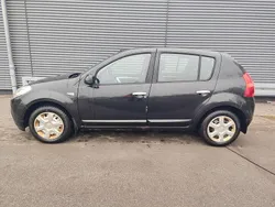 Perlmuttschwarz Gebraucht 2009 Dacia Sandero Kleinwagen | 2.150 €