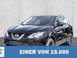 Schwarz metallic Gebraucht 2017 Nissan Qashqai Tekna SUV | 17.220 € (Fairer Preis)