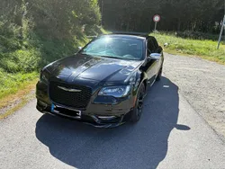 Schwarz Gebraucht 2014 Chrysler 300C Limousine | 18.600 € (Fairer Preis)