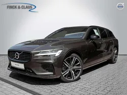 Pine grey Gebraucht 2022 Volvo V60 Plus Kombi | 34.890 € (Guter Preis)