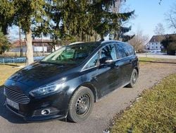 Schwarz Gebraucht 2018 Ford S-MAX Titanium Van / Kleinbus | 9.700 € (Superpreis)