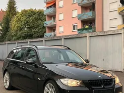 Schwarz Gebraucht 2007 BMW 318 Kombi | 3.300 €