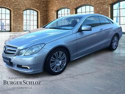 Iridiumsilber metallic Gebraucht 2010 Mercedes E250 Coupé | 10.450 € (Superpreis)
