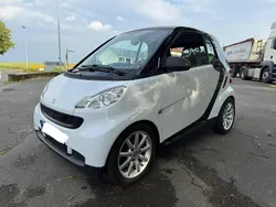 Weiß Gebraucht 2009 Smart ForTwo Coupé Kleinwagen | 3.750 € (Fairer Preis)