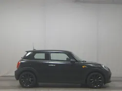 Schwarz Gebraucht 2018 Mini ONE Kleinwagen | 10.480 € (Guter Preis)