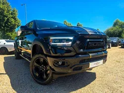 Rot Gebraucht 2023 Dodge Ram Abholung | 54.990 € (Fairer Preis)