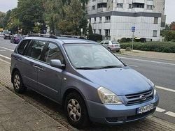 Blau Gebraucht 2009 Kia Carnival EX Van / Kleinbus | 2.000 € (Guter Preis)