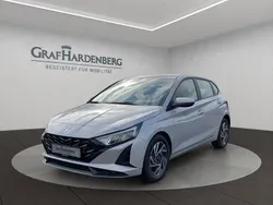 Grau Neu 2025 Hyundai i20 Comfort Limousine | 21.485 € (Fairer Preis)