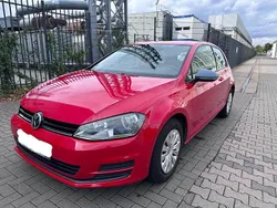 Rot Gebraucht 2016 VW Golf Trendline Coupé | 5.900 € (Fairer Preis)