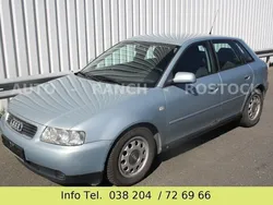 Blau Gebraucht 2002 Audi A3 Ambiente Limousine | 1.200 € (Superpreis)