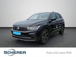 Deep black perleffekt (metallic) Gebraucht 2023 VW Tiguan Move SUV | 27.990 € (Guter Preis)
