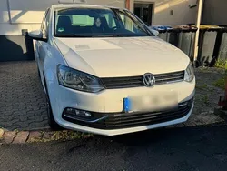 Weiß Gebraucht 2016 VW Polo Allstar Kleinwagen | 6.150 € (Fairer Preis)