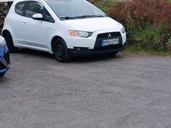 Weiß Gebraucht 2012 Mitsubishi Colt Kleinwagen | 3.890 €