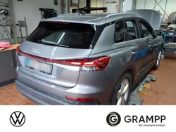 Taifungrau metallic Gebraucht 2022 Audi Q4 e-tron Ambiente SUV | 35.340 € (Etwas zu teuer)