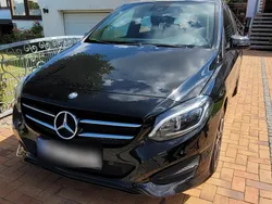 Schwarz Gebraucht 2015 Mercedes B180 Van / Kleinbus | 8.200 € (Guter Preis)