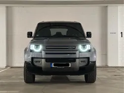 Grau Gebraucht 2022 Land Rover Defender SE Dynamic SUV | 59.000 € (Guter Preis)